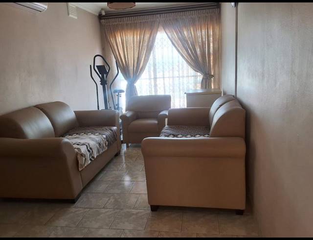 3 BEDROOM HOUSE FOR SALE IN ESCOMBE